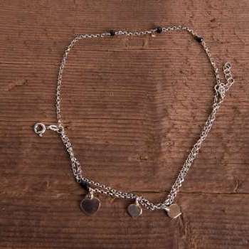 Bracciale in argento con tre ciondoli a cuore